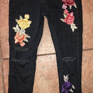 Black rose jeans